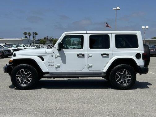 2024 Jeep Wrangler 4-Door Sahara 4x4