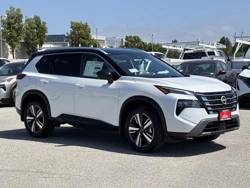 2025 Nissan Rogue SL