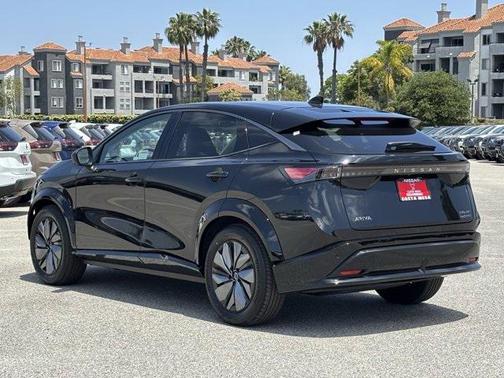 2025 Nissan ARIYA EVOLVE+