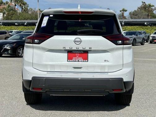 2025 Nissan Rogue SL