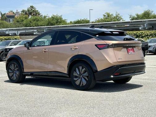2025 Nissan ARIYA PLATINUM+