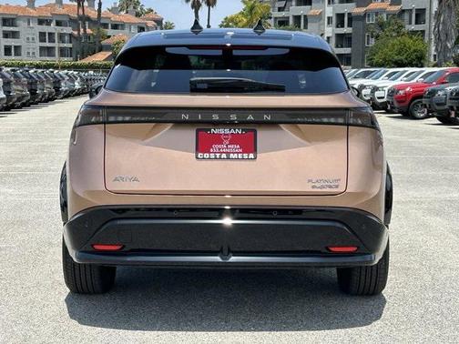 2025 Nissan ARIYA PLATINUM+