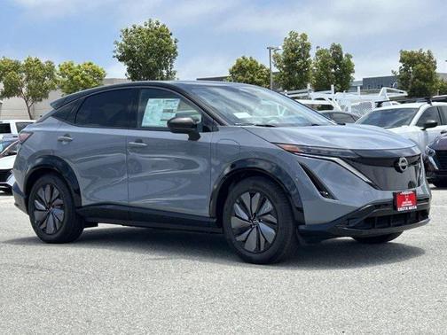 2025 Nissan ARIYA EVOLVE+