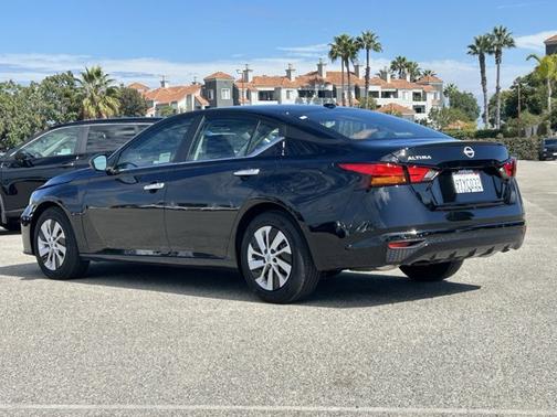 2025 Nissan Altima S