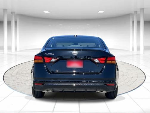 2025 Nissan Altima S