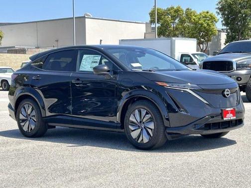 2025 Nissan ARIYA EVOLVE+