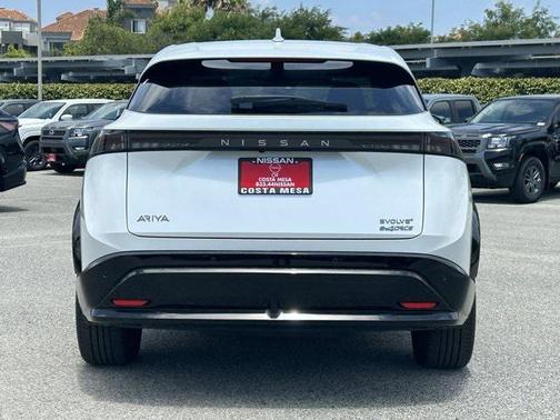 2025 Nissan ARIYA EVOLVE+