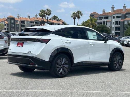 2025 Nissan ARIYA EVOLVE+