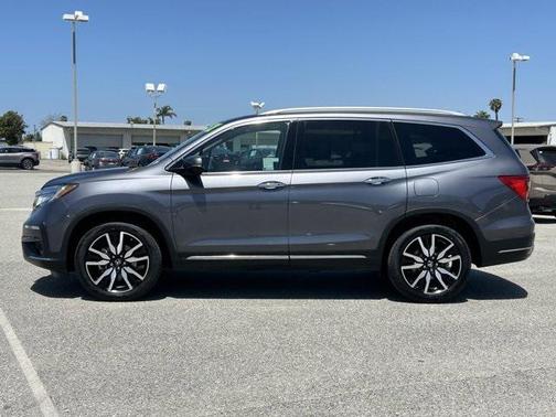 2020 Honda Pilot Touring 8-Passenger