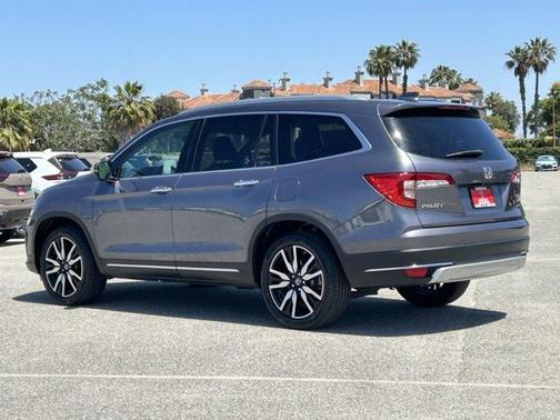 2020 Honda Pilot Touring 8-Passenger
