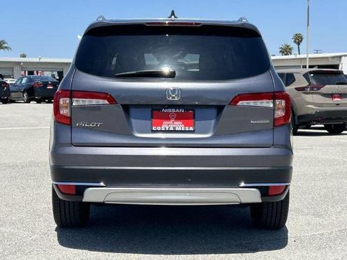 2020 Honda Pilot Touring 8-Passenger
