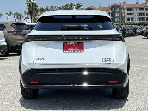 2025 Nissan ARIYA EVOLVE+