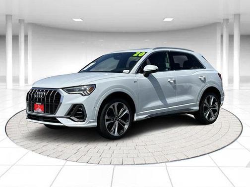 2020 Audi Q3 45 S line Prestige