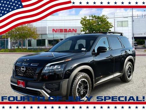 2025 Nissan Pathfinder Rock Creek 4WD
