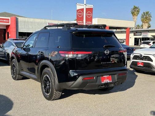 2025 Nissan Pathfinder Rock Creek 4WD
