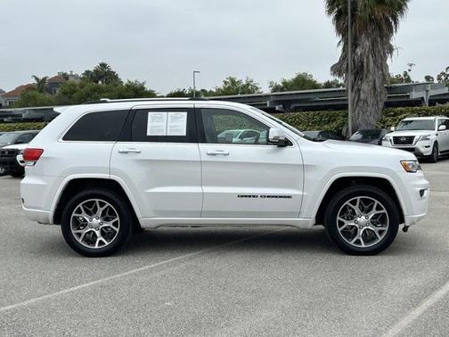 2021 Jeep Grand Cherokee Overland