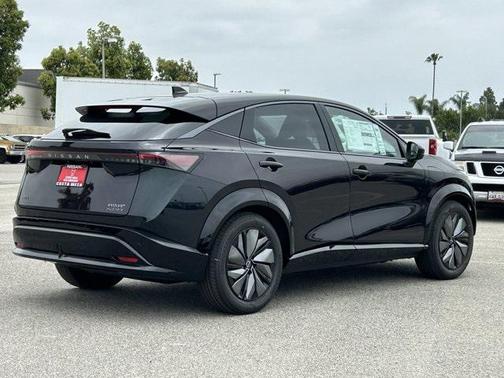 2025 Nissan ARIYA EVOLVE+