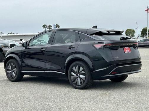 2025 Nissan ARIYA EVOLVE+