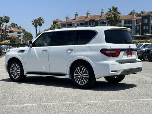 2023 Nissan Armada SL 2WD
