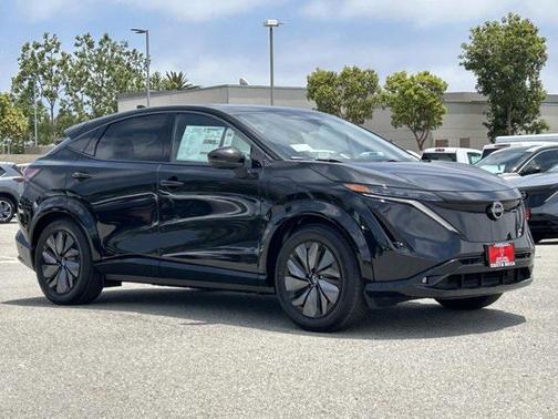 2025 Nissan ARIYA PLATINUM+