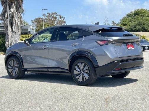 2025 Nissan ARIYA EVOLVE+