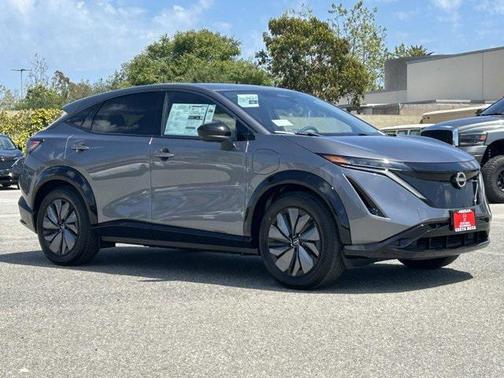 2025 Nissan ARIYA EVOLVE+