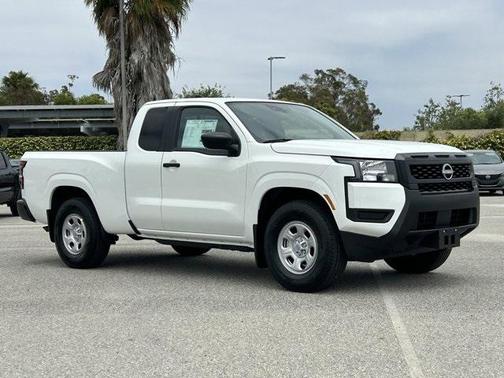 2025 Nissan Frontier S