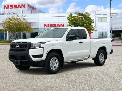 2025 Nissan Frontier S