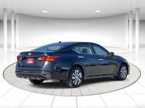 2025 Nissan Altima S