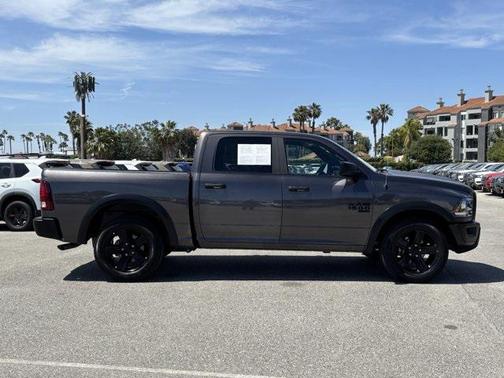2024 RAM 1500 Classic Warlock Crew Cab 4x2 5'7' Box