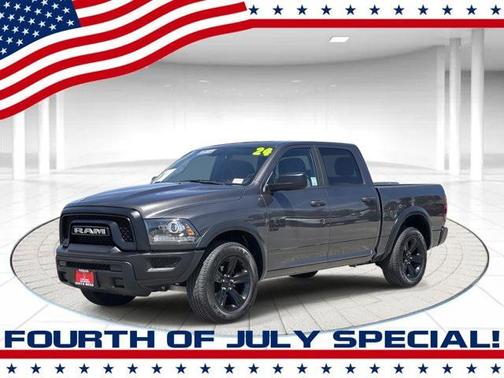 2024 RAM 1500 Classic Warlock Crew Cab 4x2 5'7' Box