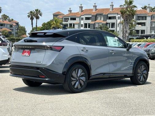 2025 Nissan ARIYA PLATINUM+