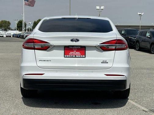 2020 Ford Fusion Hybrid SE