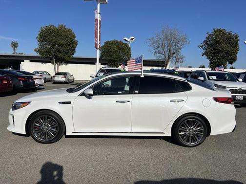 2017 Kia Optima SXL Turbo