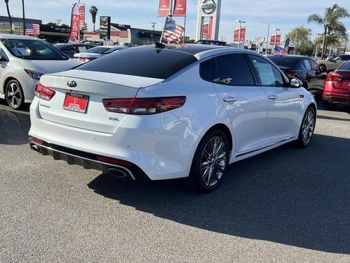 2017 Kia Optima SXL Turbo