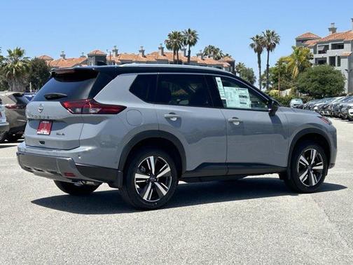 2025 Nissan Rogue SL