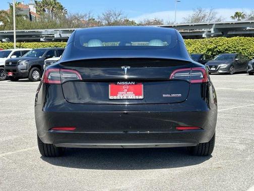 2019 Tesla Model 3 Performance