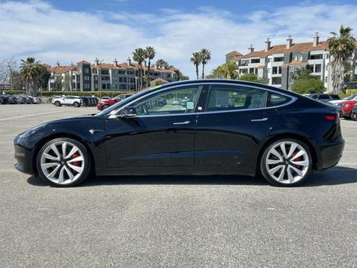 2019 Tesla Model 3 Performance