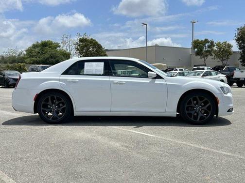 2021 Chrysler 300 S