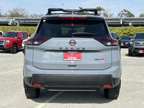 2025 Nissan Rogue Rock Creek