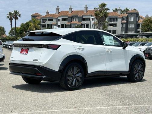2025 Nissan ARIYA EVOLVE+
