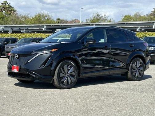 2025 Nissan ARIYA EVOLVE+