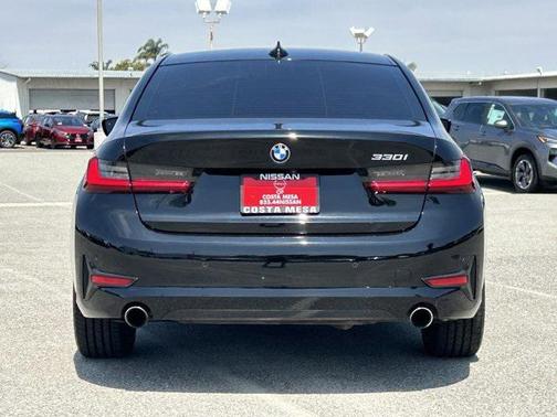 2022 BMW 330 330i
