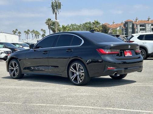 2022 BMW 330 330i