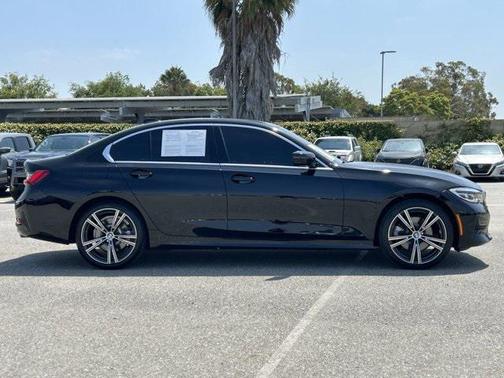 2022 BMW 330 330i
