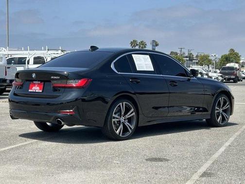 2022 BMW 330 330i