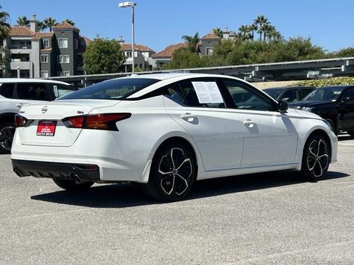 2024 Nissan Altima SR FWD