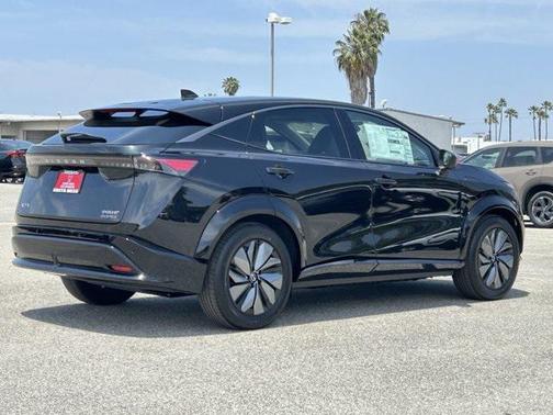 2025 Nissan ARIYA EVOLVE+
