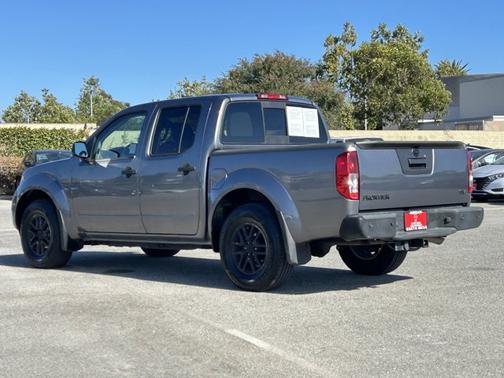 2020 Nissan Frontier SV