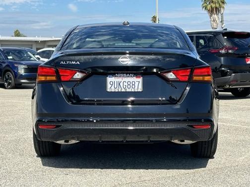 2025 Nissan Altima S